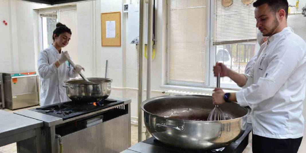 Öğrencilerin ellerinden özel üretim: Ramazan boyunca sofraları süsledi 3